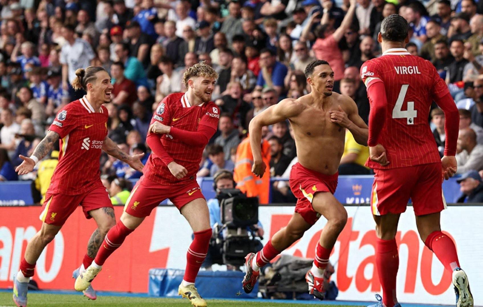 半岛体育官方-莱斯特城客场取胜，球队稳守前列的简单介绍