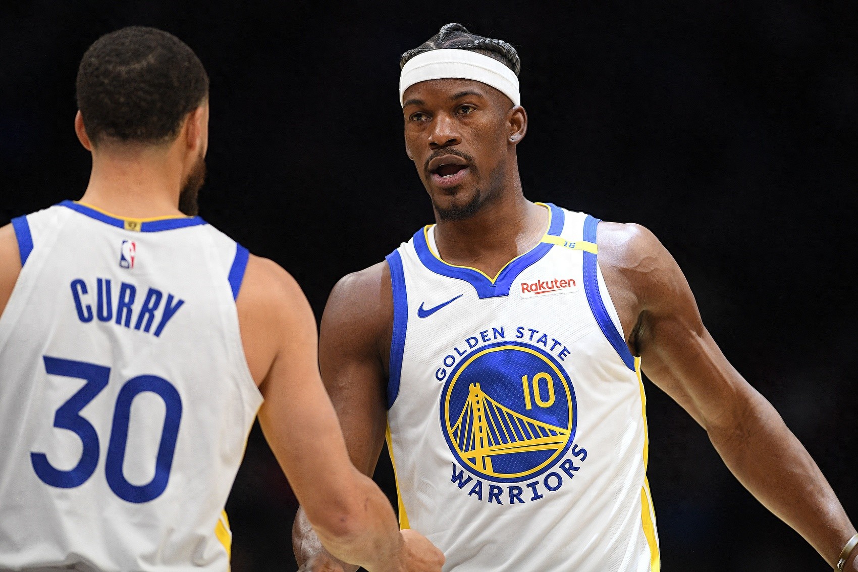 包含多伦多猛龙遭遇伤病困扰,全队备战调整中的词条 包含多伦多猛龙遭遇伤病困扰,全队备战调整中的词条