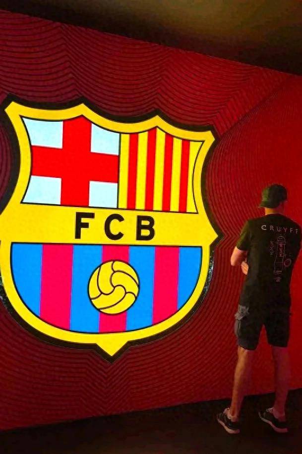 半岛体育vip注册-巴塞罗那客场不敌罗马，遭遇顶级挑战的简单介绍