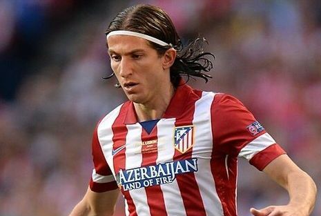 爵士球员奉献全力，取得胜利保持不败