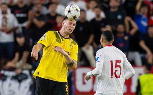 包含德甲球队战绩起伏不定，主教练遭重点关注的词条