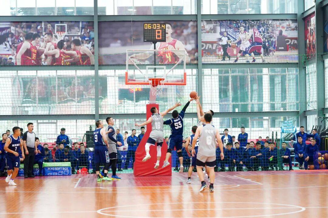 篮球联赛新赛季即将开幕，球队备战火热的简单介绍