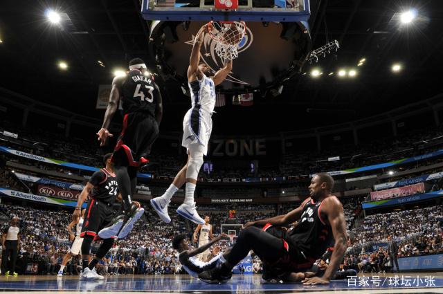 半岛体育竞技-魔术客场逆袭猛龙，豪取连胜