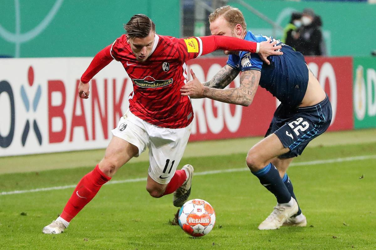 包含沃尔夫斯堡客场击败对手获得重要胜利的词条 包含沃尔夫斯堡客场击败对手获得重要胜利的词条