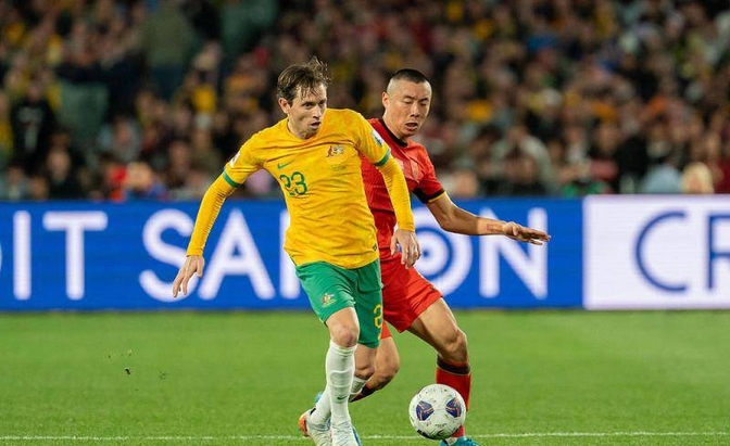 关于澳大利亚队球员突发伤病,引起关注和担忧的信息 关于澳大利亚队球员突发伤病,引起关注和担忧的信息